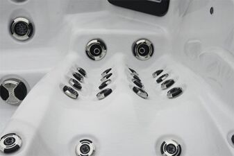Hot Tub Tokyo - 6 Person, 5 Seats, 1 Lounge - Hot tubs Portugal Algarve Online Shopping Site