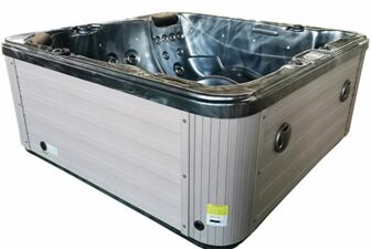 Hot Tub Happy - 5 Person, 3 Seats, 2 Lounge - Hot tubs Portugal Algarve Online Shopping Site